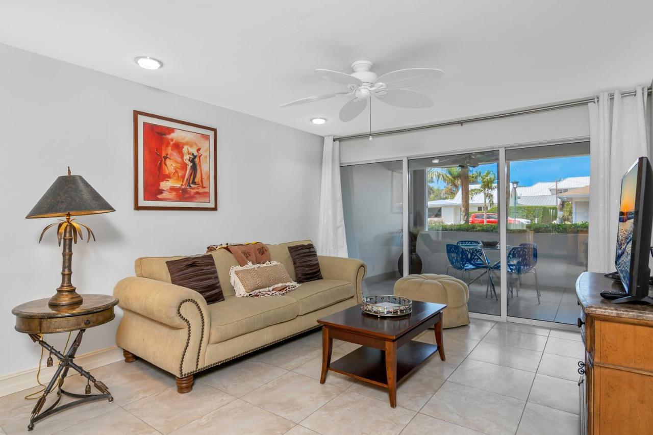 Apartment Downtown Starfish 807 North Naples